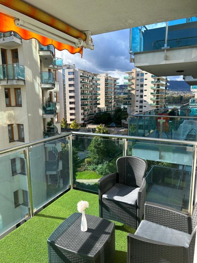 Marina Bay Apartman Budapešť Exteriér fotografie